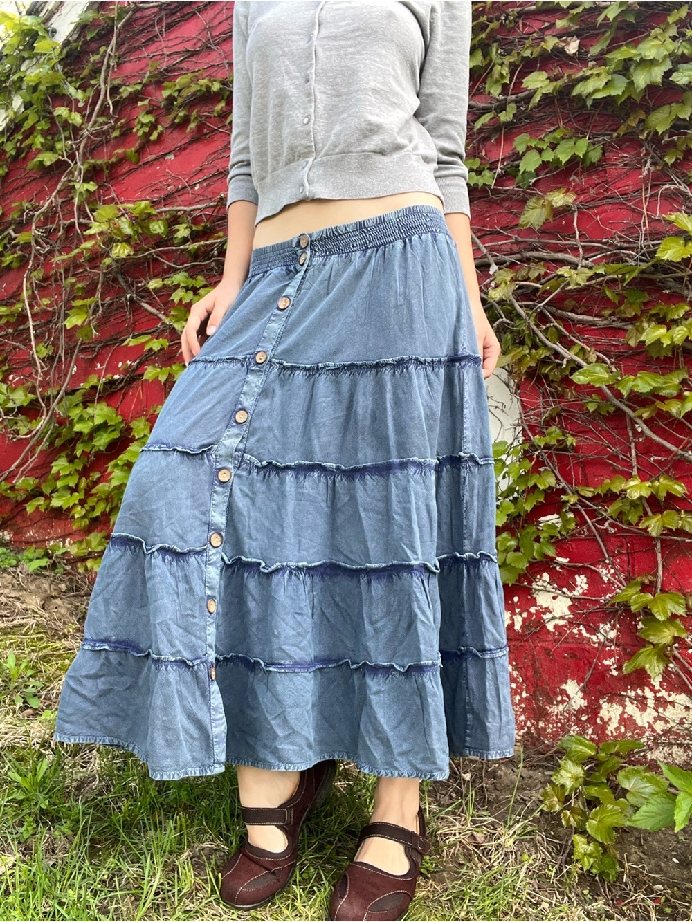 Mlle Gabrielle Blue Tiered Button-Front Midi Skirt - Picture 8 of 13